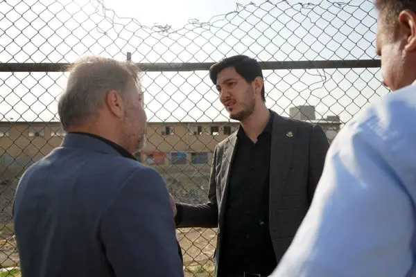 مسقف کردن پارکینگ های عمومی با استفاده از پنل های خورشیدی 

