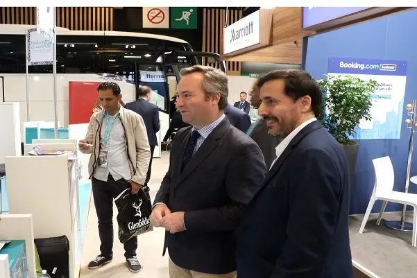 فرانسه از سفر گردشگرانش به ایران حمایت می‌کند