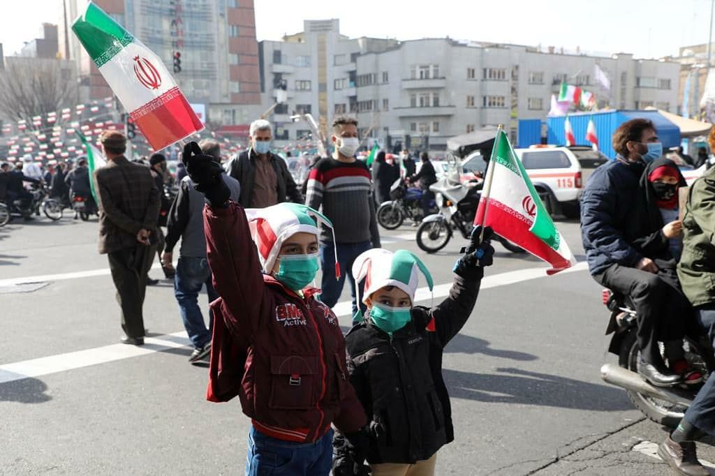 استقبال شهروندان از پردیس فرهنگی منطقه۱۳ در روز ۲۲ بهمن

