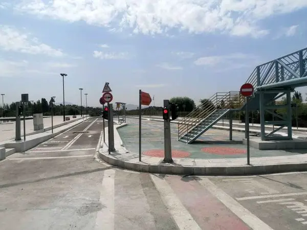 نشانه های ترافیکی در پارک آموزش ترافیک منطقه 3 نصب شد 

