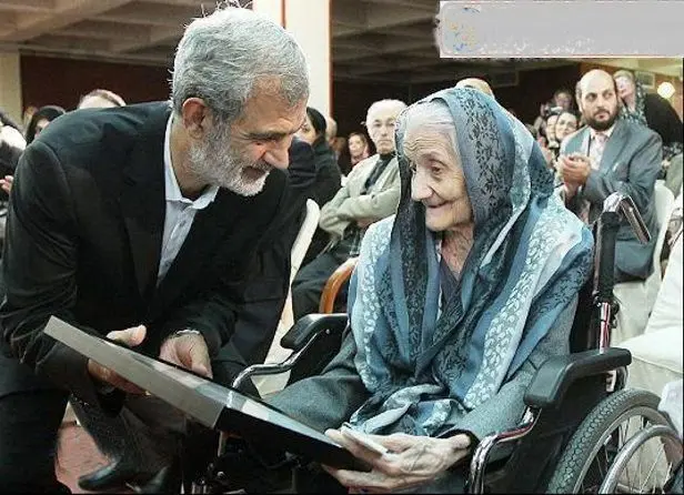 مادر علم نجوم ایران +عکس