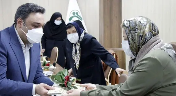 تقدیر مدیرعامل صندوق بازنشستگی از بانوان بازنشسته