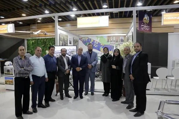 بازدید شهردار منطقه ۲۱ از نمایشگاه توانمندی مدیریت شهری تهران