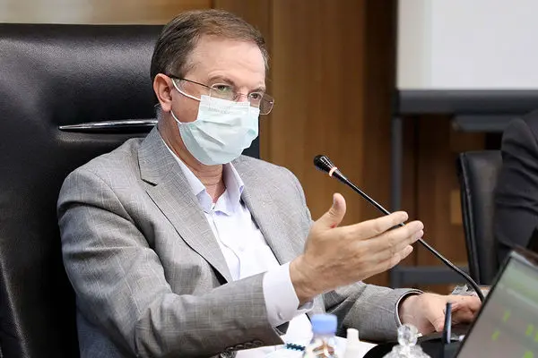 بانک دی قدم‌های استواری به سوی تمرکز ارائه خدمات بانکی به خانواده‌های شاهد و ایثارگر برداشته است
