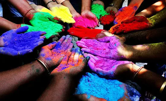 با رنگ درمانی به زندگی خود نیروی تازه بدهید