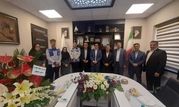 نشست با مدیر شعب بانک تجارت استان اصفهان و هیات همراه در خصوص بررسی نحوه تعامل و همکاری فی مابین