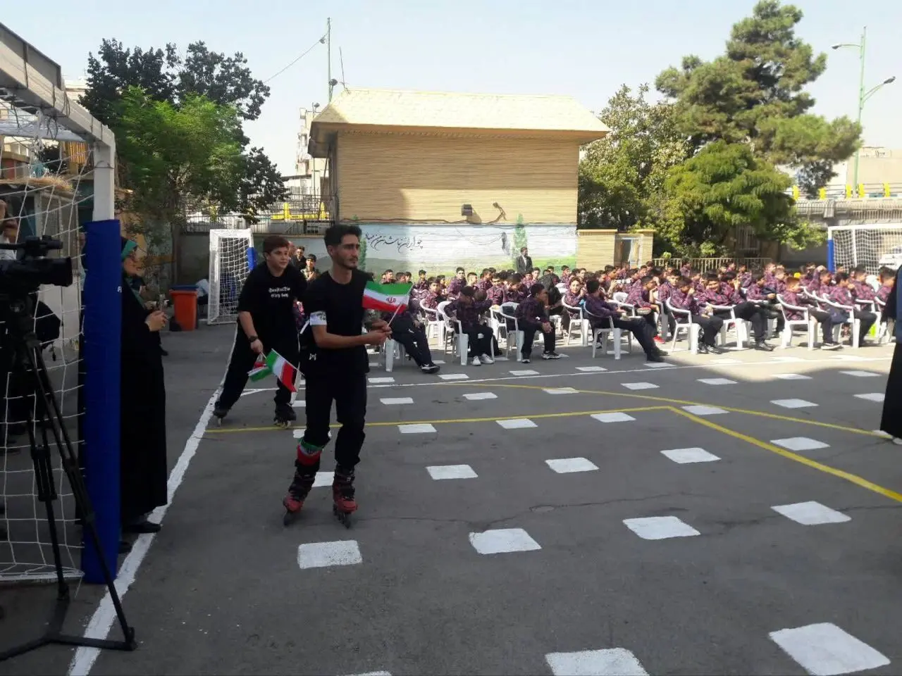 کمک به آموزش و پرورش دانش آموزان، پیمودن مسیر توسعه است

