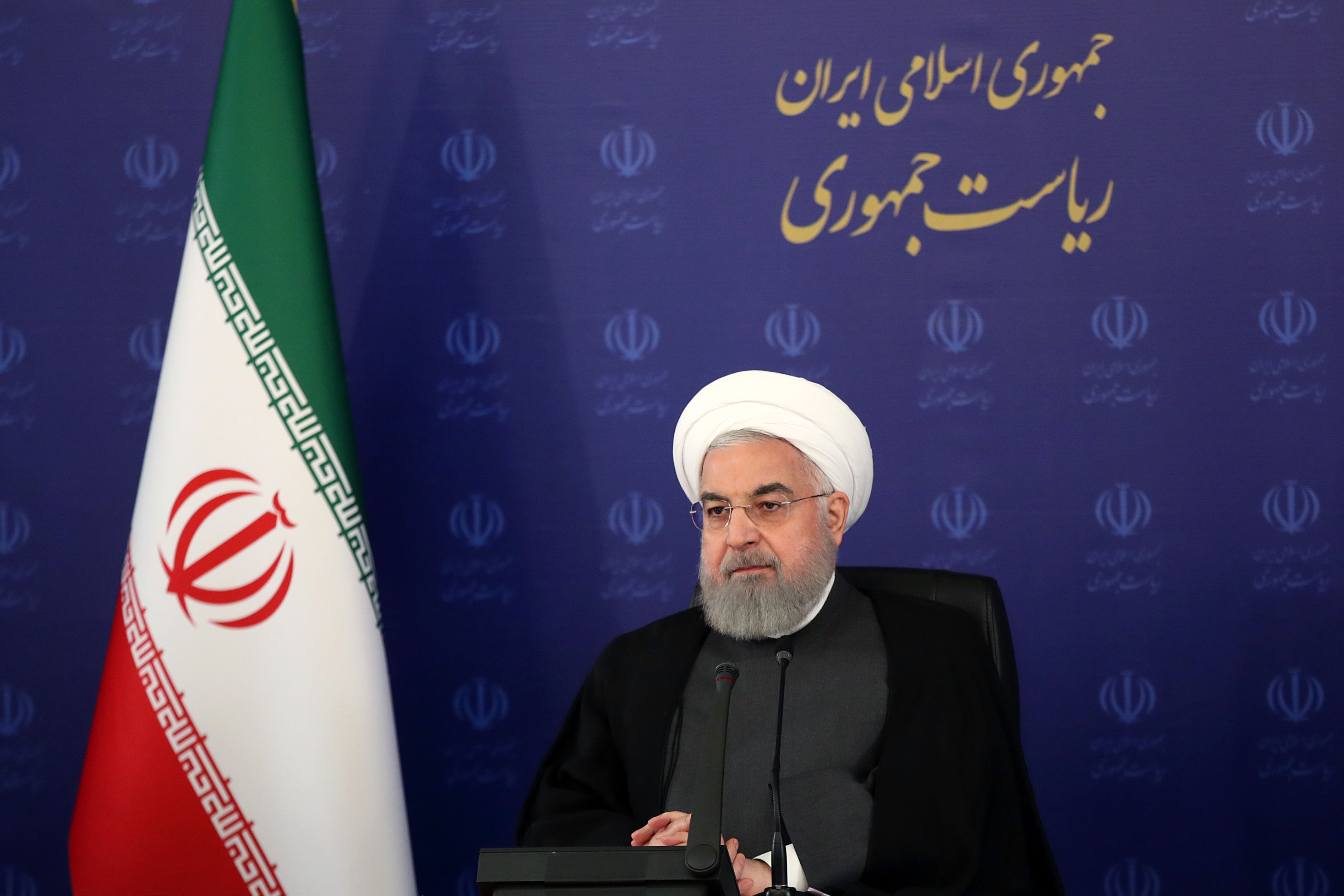با وسواس مذاکره می‌کنیم اما متعهدیم