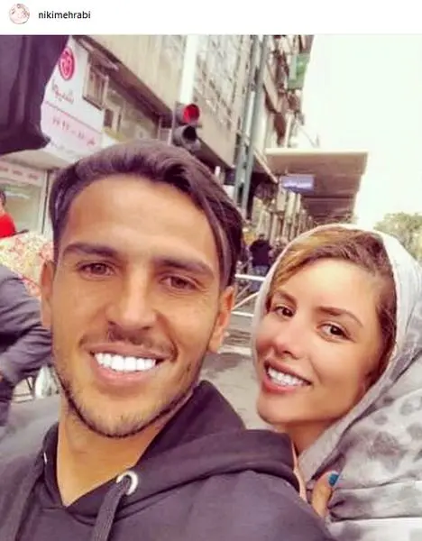 سلفی شاد و شنگول خانم بازیگر با همسر فوتبالیست‌اش