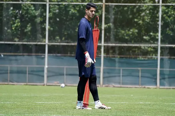 نیازمند: بازی دوستانه و رسمی تفاوتی ندارد