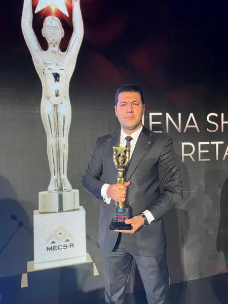 شاهرخ کشاورز عنوان دوم مرد سال صنعت خرده فروشی خاورمیانه را از آن خود کرد