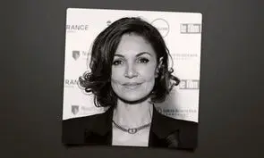 نادیا فارِس درگذشت

