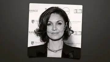 نادیا فارِس درگذشت

