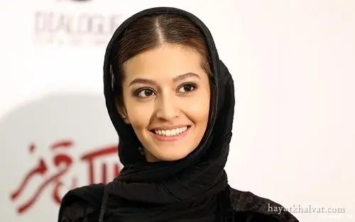 بازیگر زن مشهور رد داد! +عکس