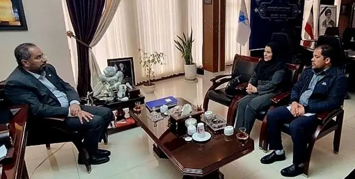 توسعه همکاری میان بیمه دی  و دانشگاه آزاد اسلامی قزوین