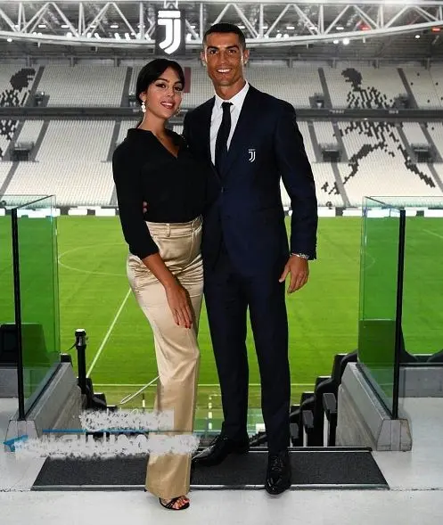 تصویری شیک از کریستینا رونالدو و نامزدش+عکس