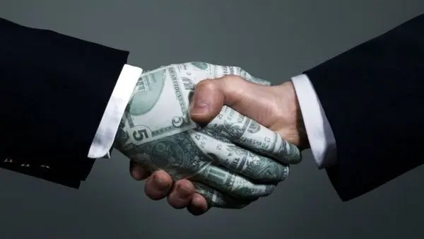 بینظمی در قوانین، فرصت سرمایهگذاری خارجی را از بین میبرد