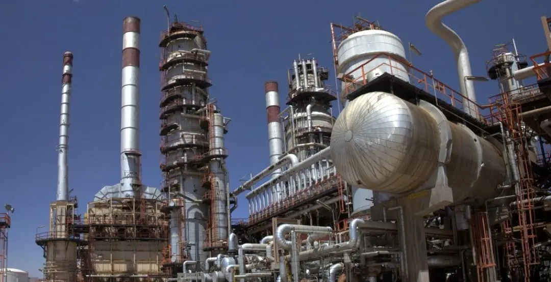 تعویض کامل تیوب های کوره واحد کاهش گرانروی شرکت پالایش نفت اصفهان

