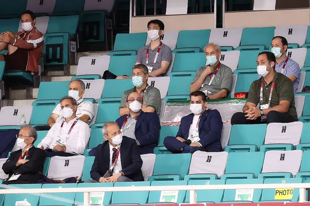 مسئولان وزارت ورزش و کمیته ملی المپیک نظاره‌گر تلاش آخرین نمایندگان ایران