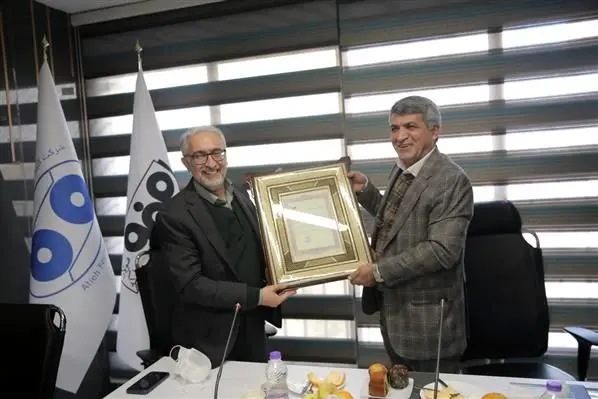 احمد سعید بخش مدیرعامل هلدینگ آتیه‌ فولاد نقش جهان شد

