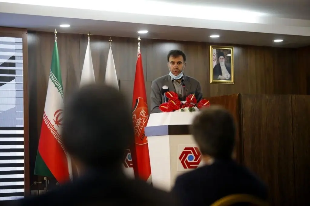 تبیین جایگاه بانک گردشگری بین باشگاه و هواداران پرسپولیس

