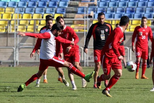 پرسپولیس به دنبال دو بازی تدارکاتی در قطر