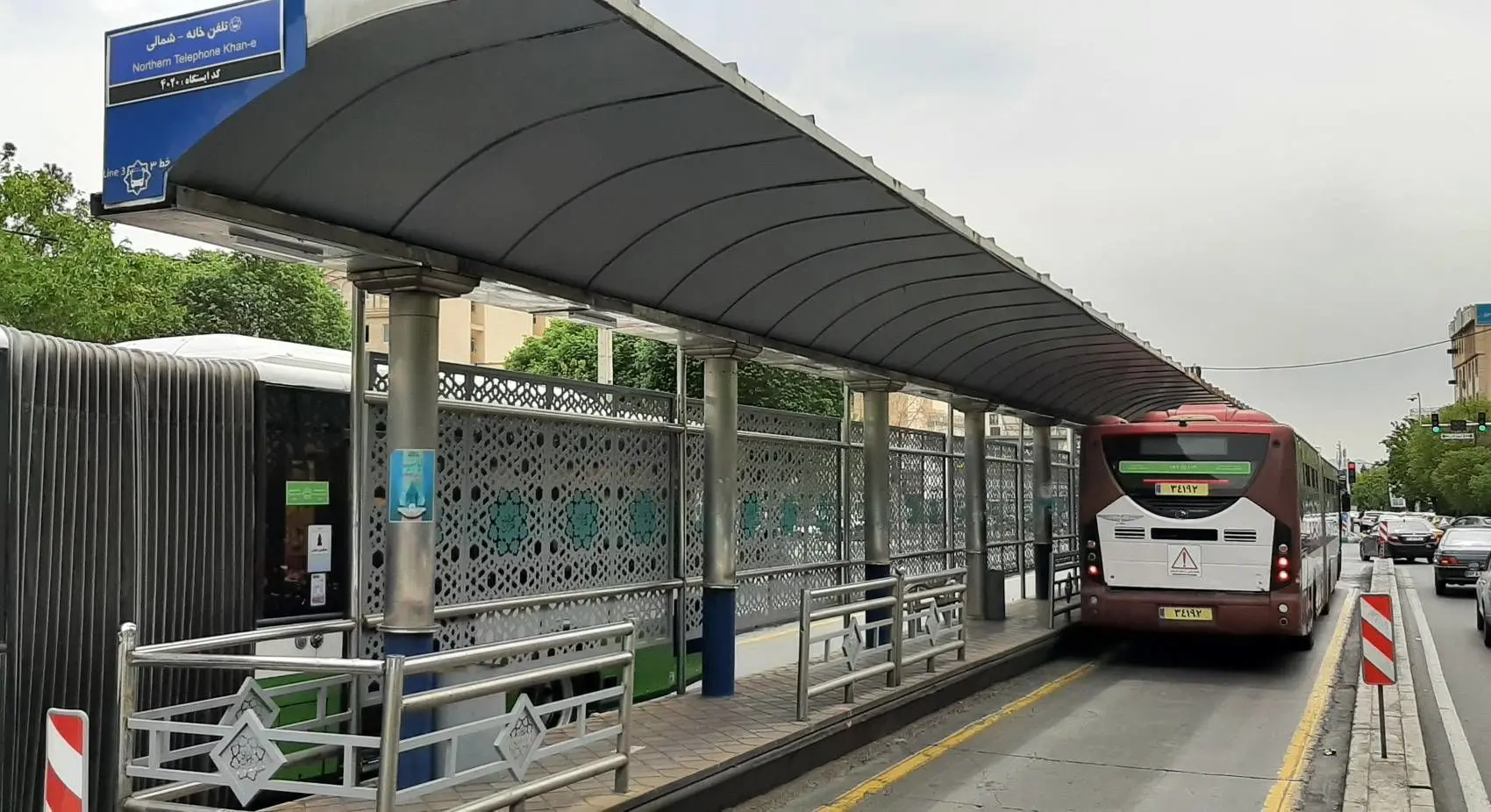 نوسازی ایستگاه BRT تلفنخانه شمالی با ورق‌های CNC