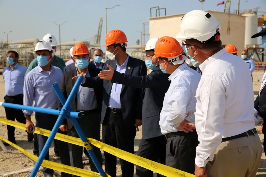 فاز اول تعویض لوله‌های جی آر پی با لوله‌های فلزی در ایستگاه پایانی

