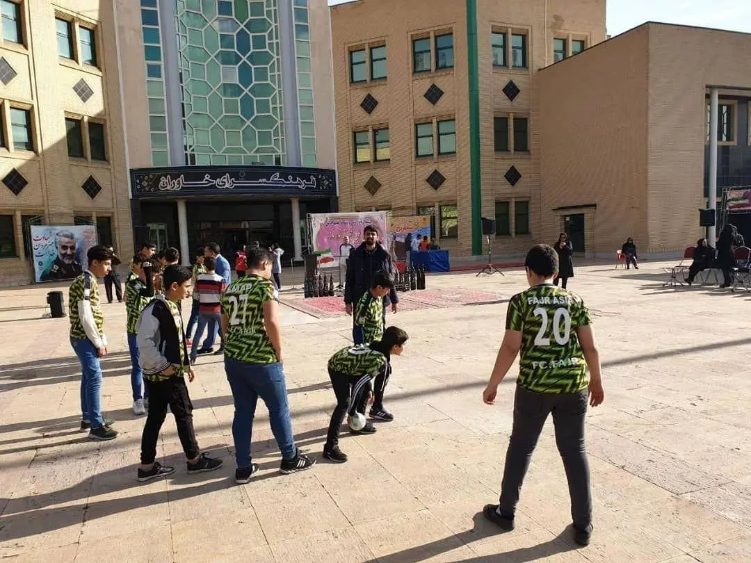برپایی جشنواره ورزش و نشاط خانوادگی در منطقه ۱۵

