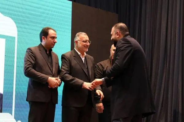 شهردار ناحیه یک؛ شهردار برتر پهنه شرق تهران معرفی شد‌

