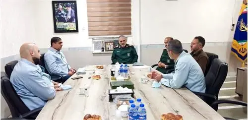 با همه توان از شرکت فولاد خوزستان حمایت می کنیم

