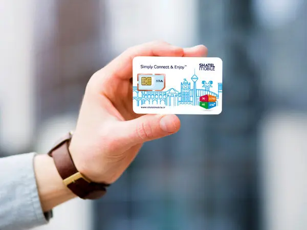 استادان دانشگاه 120 گیگابایت اینترنت همراه از شاتل موبایل دریافت کردند