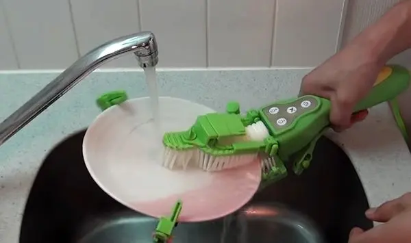 راه حل جدید برای شستن ظروف + عکس