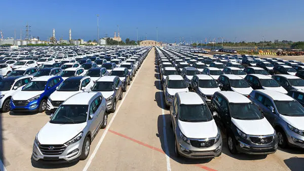 خودروهای وارداتی دپوشده همچنان بلاتکلیفند