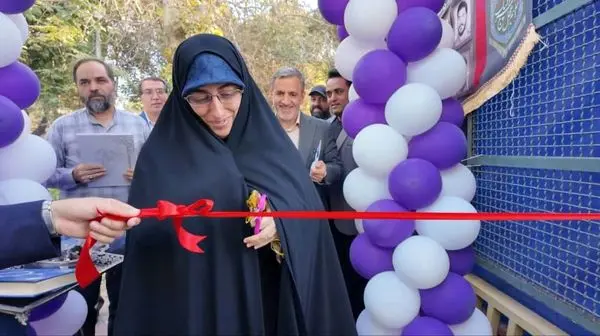 افتتاح نخستین زمین چمن مصنوعی اختصاصی بانوان در منطقه ۱۲

