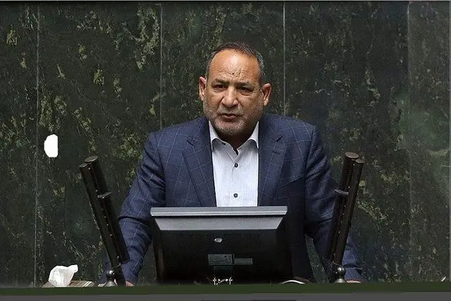 عملکرد آخوندی نشان دهنده ناکارآمدی‌اش در وزارت راه و شهرسازی است