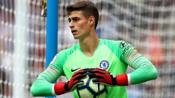 دروازه بان چلسی جریمه شد