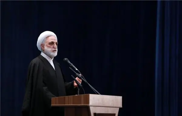 محسنی‌اژه‌ای: باید در جایی که حکم خدا وجود دارد، قاطعانه و بدون اغماض عمل کرد

