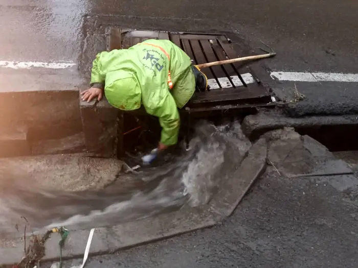 خدمات رسانی در معابر محلی و بزرگراهی شمال شرق تهران افزایش یافت

