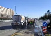 منطقه ۱۲ با ۳۵۰۰۰ متر آذین بندی پارچه ای به استقبال دهه فجر رفت

