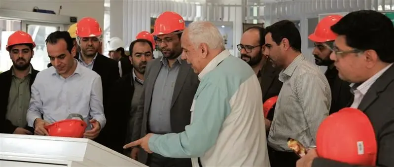 تأکید بر خوداتکایی و مسئولیت‌پذیری این صنعت ملی