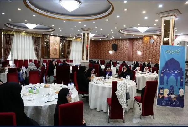 روزهاولیها، مادران و دختران دارای معلولیت و کارگران خدمات شهری مهمان منطقه 12 بودند