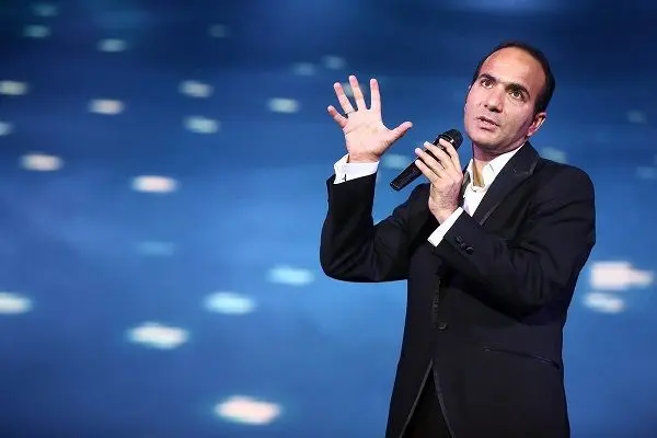 بلیت ۳۰۰ هزار تومانی برای شنیدن جوکهای یک شومن+عکس