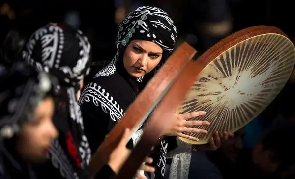 طنین نوای دف در پرس تیوی