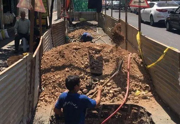 بازسازی 500 متر از شبکه فرسوده فاضلاب آبفای منطقه یک