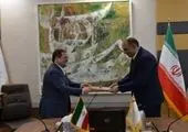 مدیران و کارکنان شستا برای تحقق شعار سال 1399 تلاش خواهند کرد

