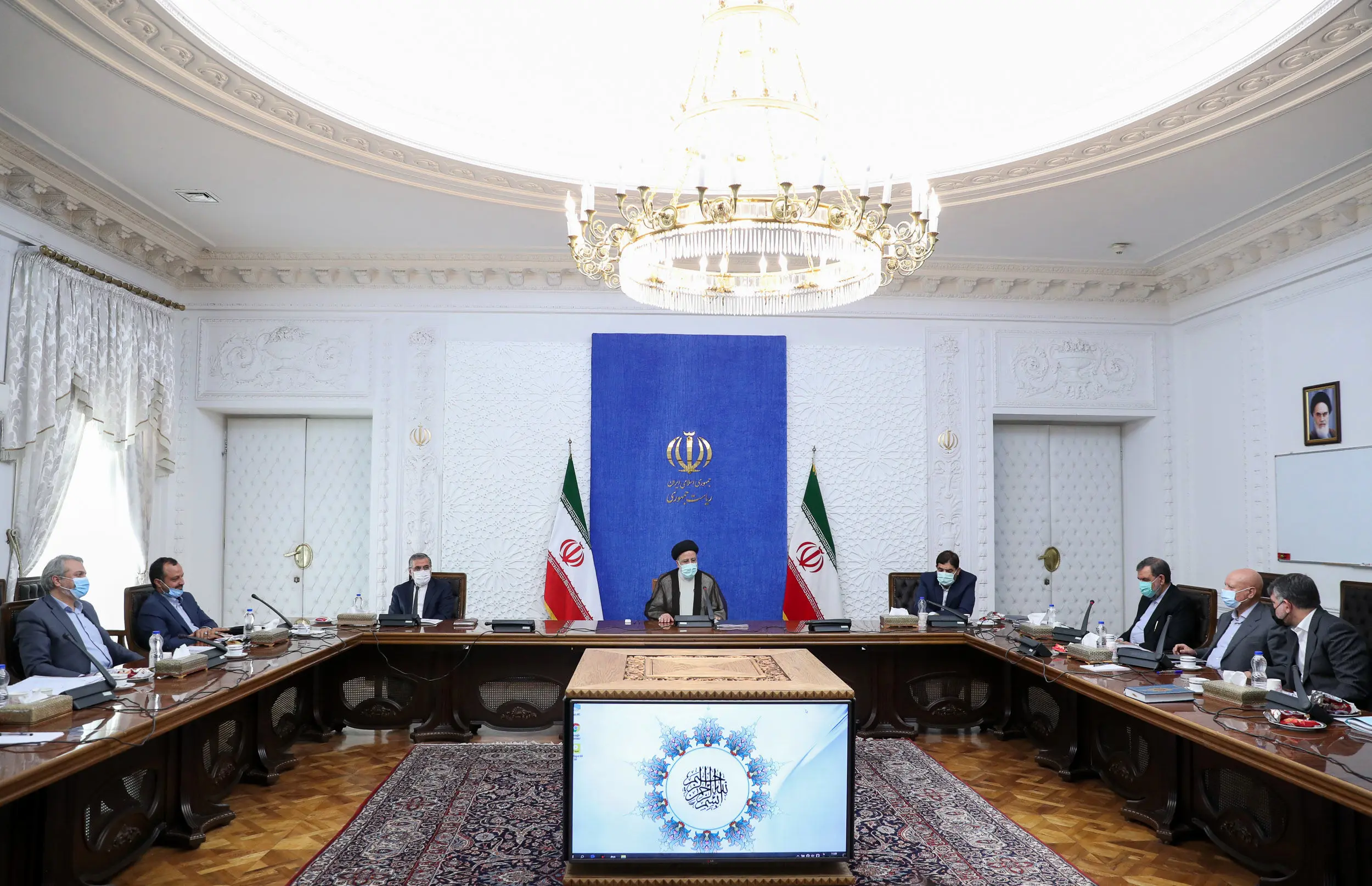 دستور به بانک مرکزی برای جلوگیری از فضاسازی‌ کاذب در قیمت ارز 