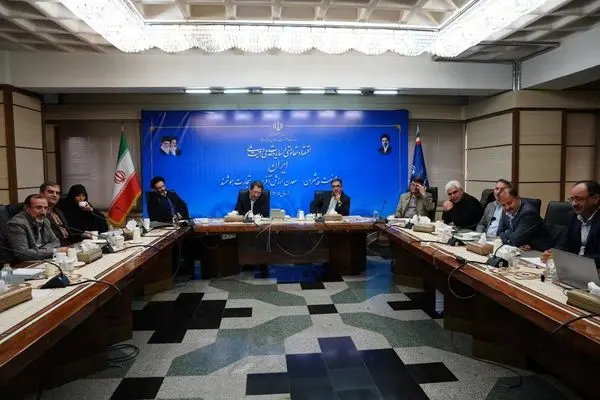 پیگیری اولویت‌های تولید در سایه عزم دولتی