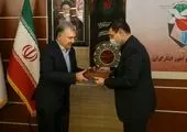 بانک دی روی ریل شفافیت است
