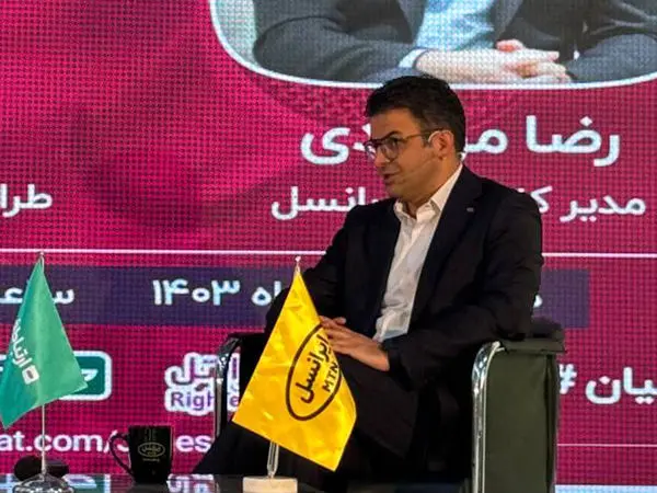 بررسی چالشهای اپراتوری در پنل تخصصی نمایشگاه الکامپ با حضور ایرانسل